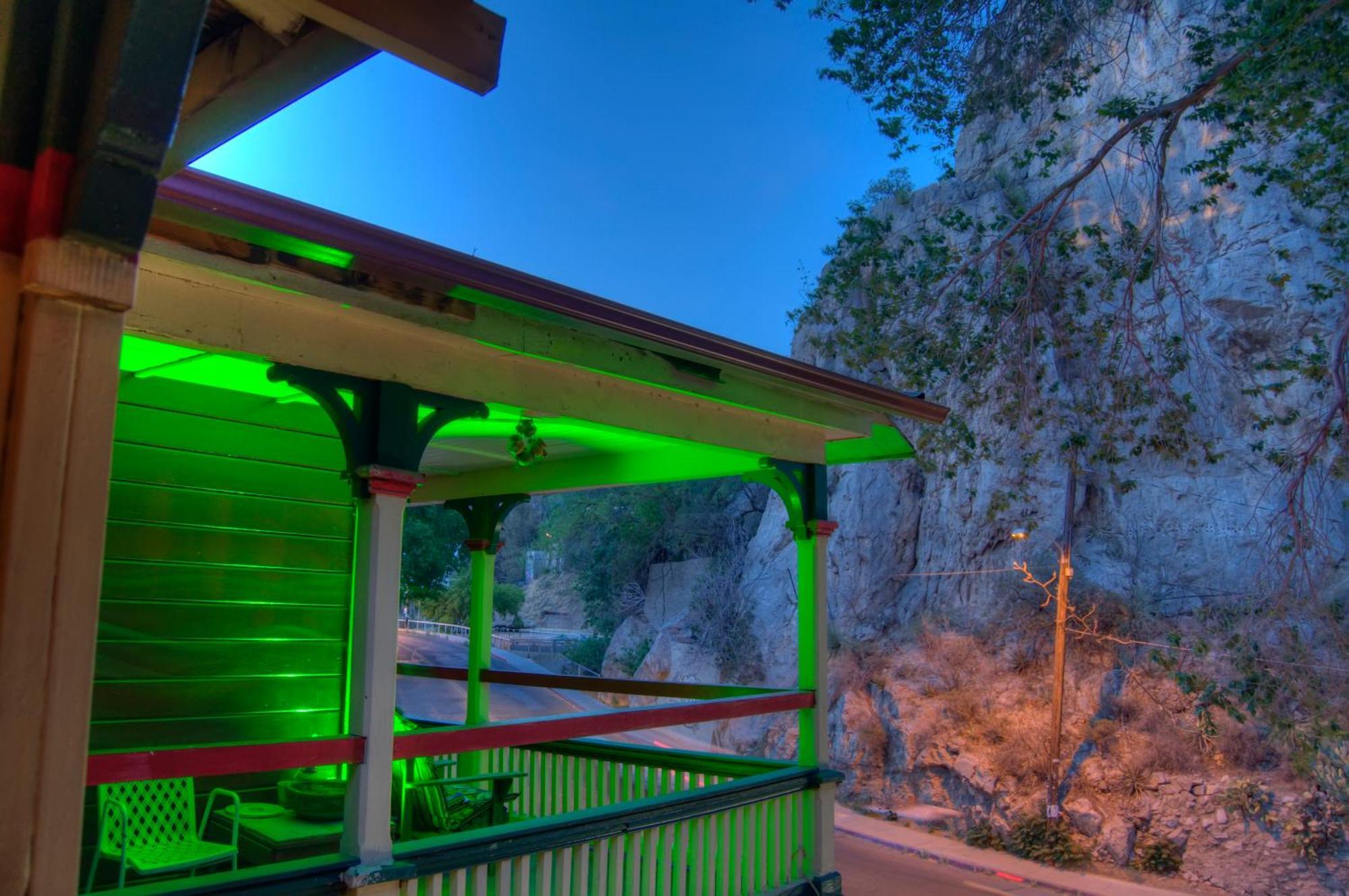 The Inn At Castle Rock Bisbee Exterior photo